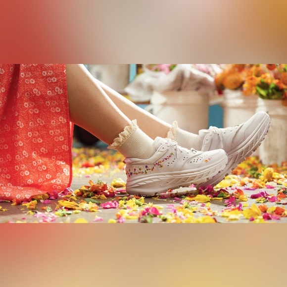 Hoka One One Other - New Hoka One One White Floral Sneakers Size: 15 women's/14 men's